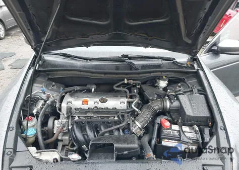 2011 Honda Accord 2.4 Lx z USA, uszkodzony, nr VIN 1HGCP2F31BA143835